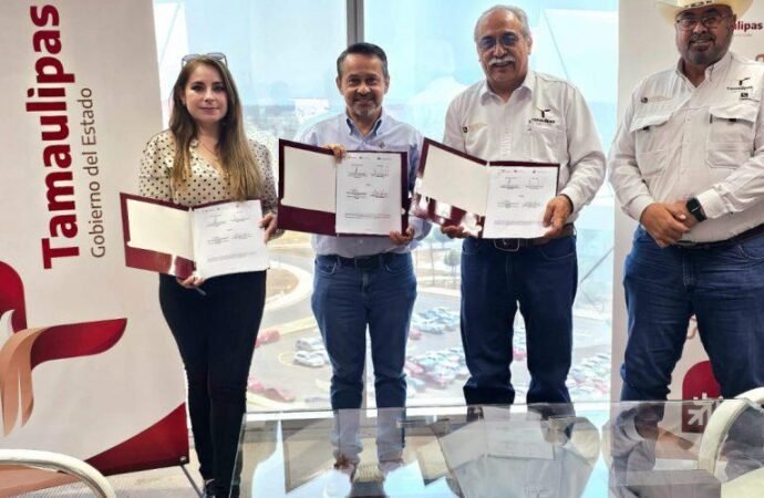 Firman convenio para fomentar actividades productivas en el sector rural en el Día de la Tierra