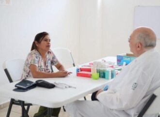 Llevan SEBIEN y Rotarios jornada médica a Unidad de Bienestar