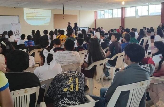 Previenen conductas violentas y adicciones en estudiantes de la frontera