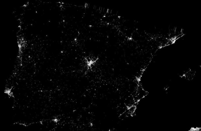 El apagón desde el espacio: así registraron los satélites de la NASA la vuelta de la luz