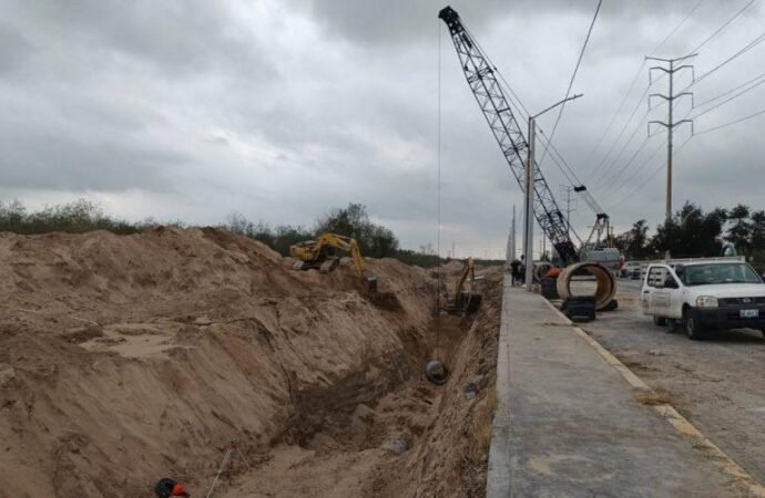 Construcción de colector sanitario transforma infraestructura urbana en Reynosa
