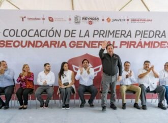 Colocan primera piedra de nueva secundaria general en Reynosa