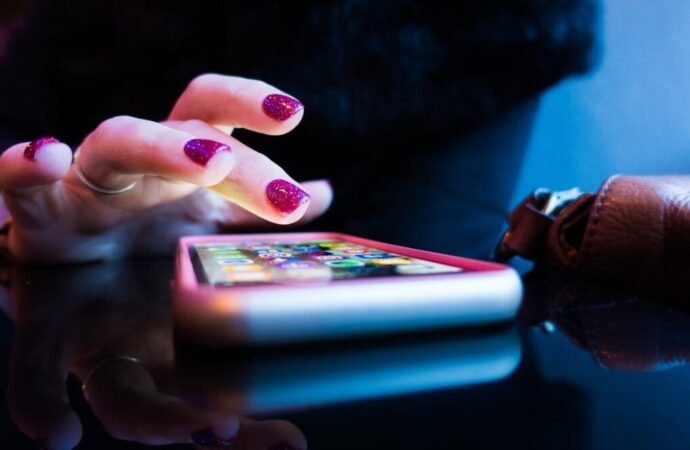 ¿Cómo ampliar la vida útil de la batería de tu celular?