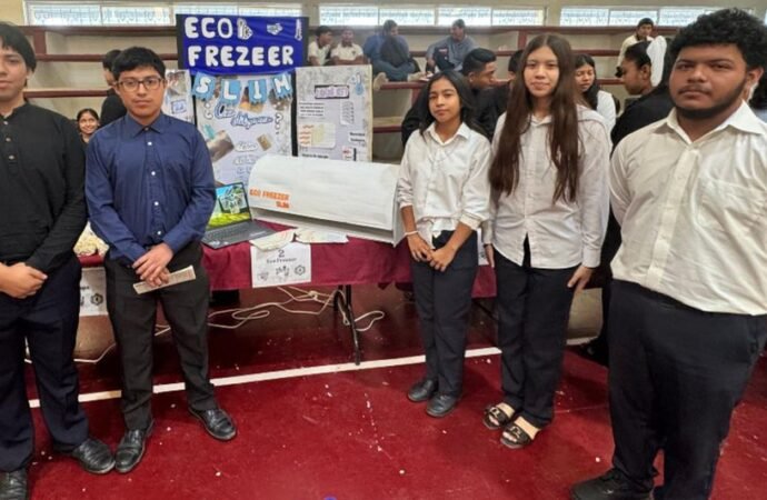 Estudiantes de Altamira crean “minisplit” ecológico que no consume energía