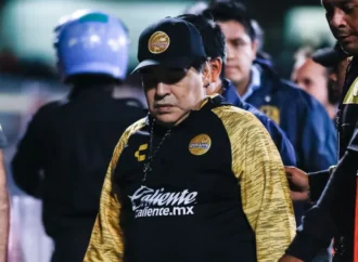 Maradona tenía conductas autolesivas y se recomendó que no tuviera internación domiciliaria antes de su muerte