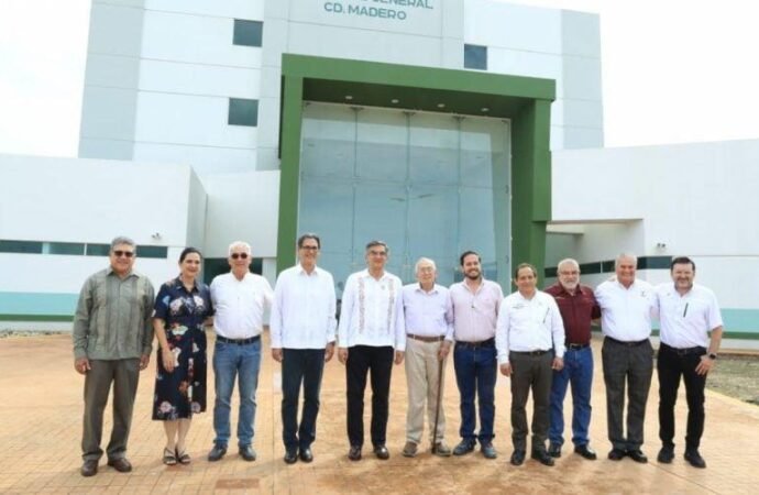 Supervisa Américo Villarreal avances del nuevo Hospital General de Ciudad Madero