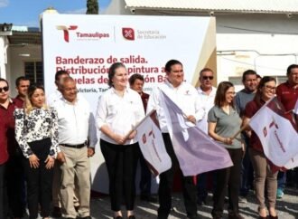 Da SET banderazo de salida a entrega de materiales de pintura para mantenimiento en escuelas