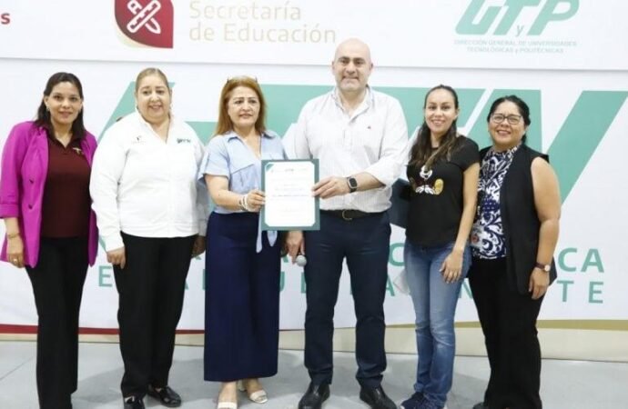 Organiza Club STEM de la UTTN conferencia sobre Inteligencia Emocional