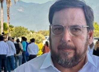 Cumple SET con entrega de plazas a docentes en Tamaulipas