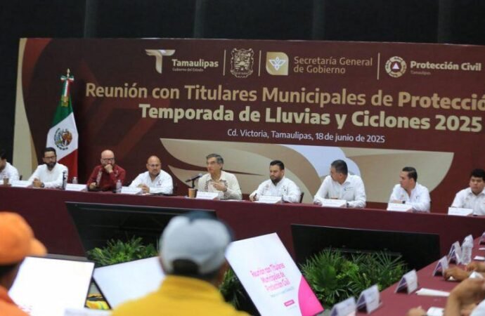 Convoca Américo a fortalecer acciones preventivas ante la temporada de lluvias y ciclones