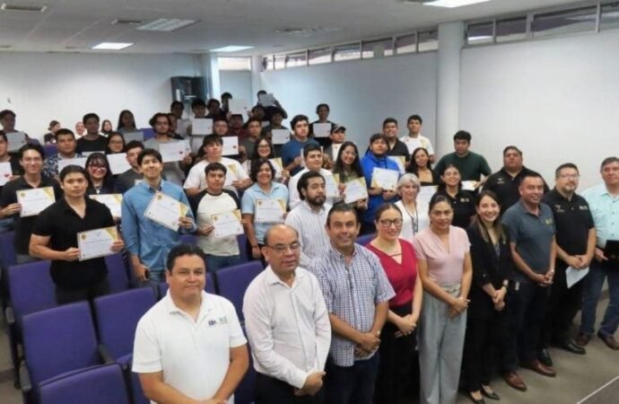 Obtienen estudiantes de la UPV certificaciones internacionales