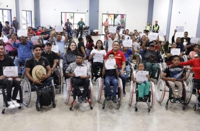 Realiza DIF Tamaulipas segunda capacitación y donación de sillas de ruedas para personas discapacitadas