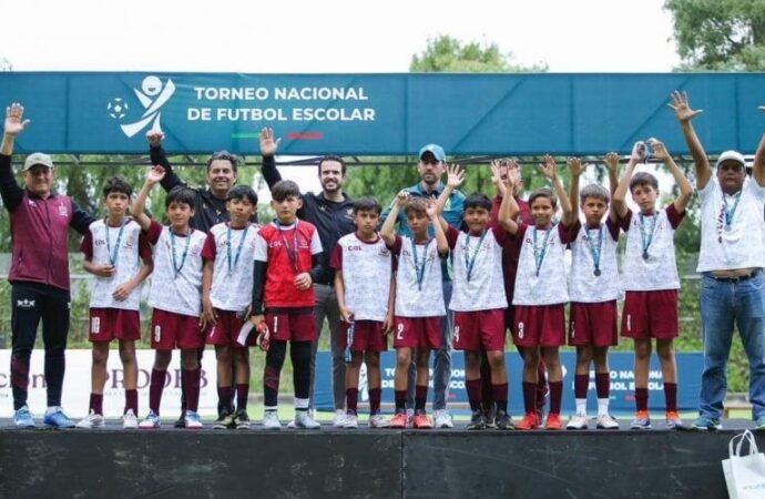 Logra escuela victorense campeonato nacional de fútbol