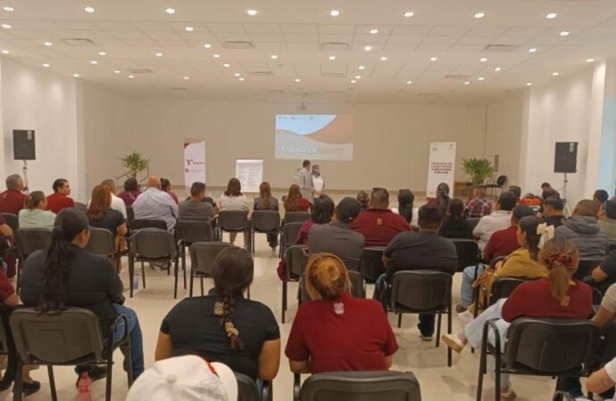 Imparte Secretaría del Trabajo taller “Trabajo en Equipo” a personal del Ayuntamiento de Nuevo Laredo