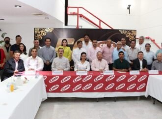 Capacita Secretaría del Trabajo a integrantes de la CMIC Tampico sobre actualizaciones en leyes laborales