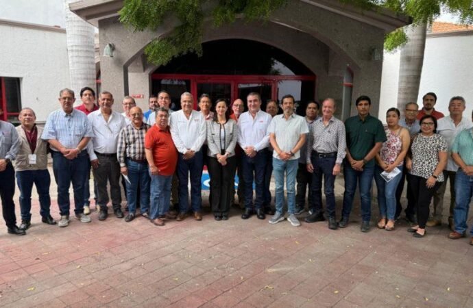 Impulsa STPS acciones para prevenir golpe de calor en centros de trabajo y difunde nueva Norma Oficial Mexicana NOM-017-STPS-2024