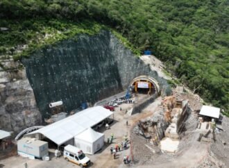 Américo Villarreal impulsa infraestructura verde: concreto ecológico y reforestación en carretera Mante–Ocampo–Tula