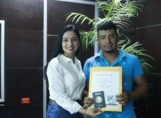 Trabajador tamaulipeco se coloca en empresa agrícola de Canadá mediante el Programa de Trabajadores Temporales Extranjeros