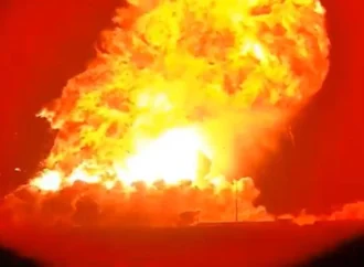 La Starship de Elon Musk explota dejando una inmensa bola de fuego en la zona de despegue